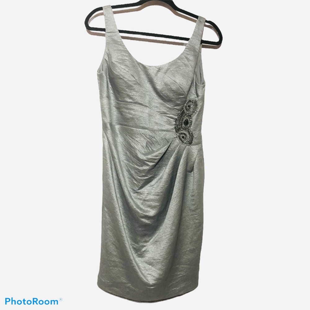 Adrianna Papell occasions shimmer dress 8 petite